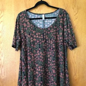 LulaRoe Perfect T